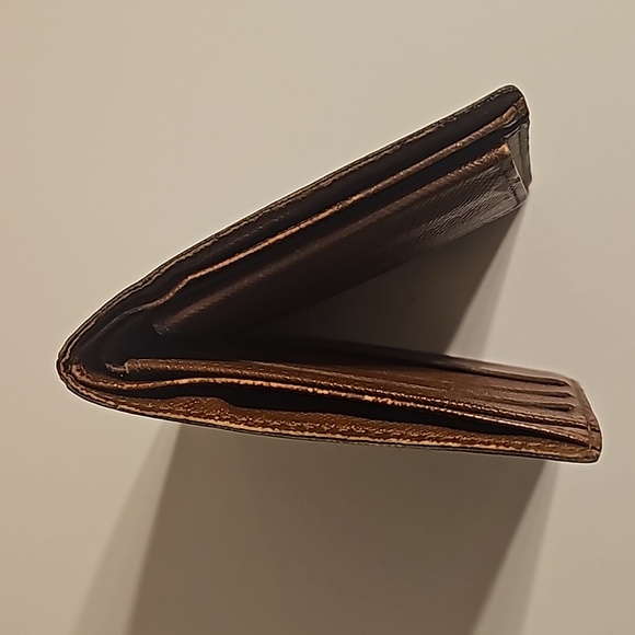 Louis Vuitton Men Wallet - Picture 14 of 17